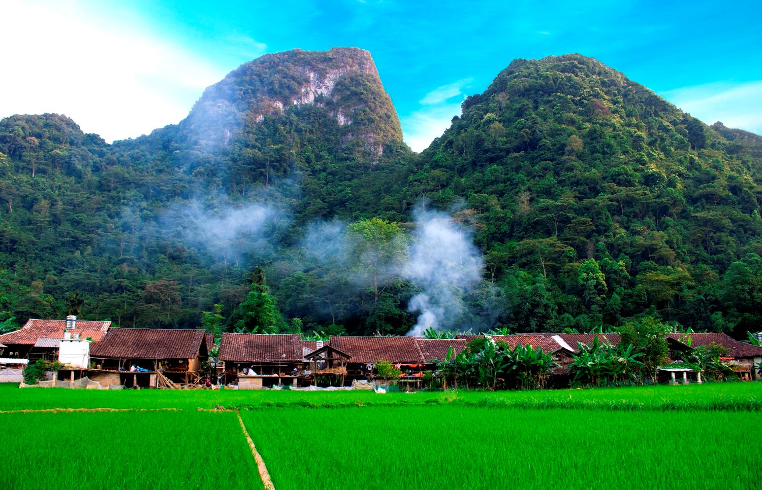 chieu-ve-tren-lang-huong-phja-thap-hoai-nam_1.jpg