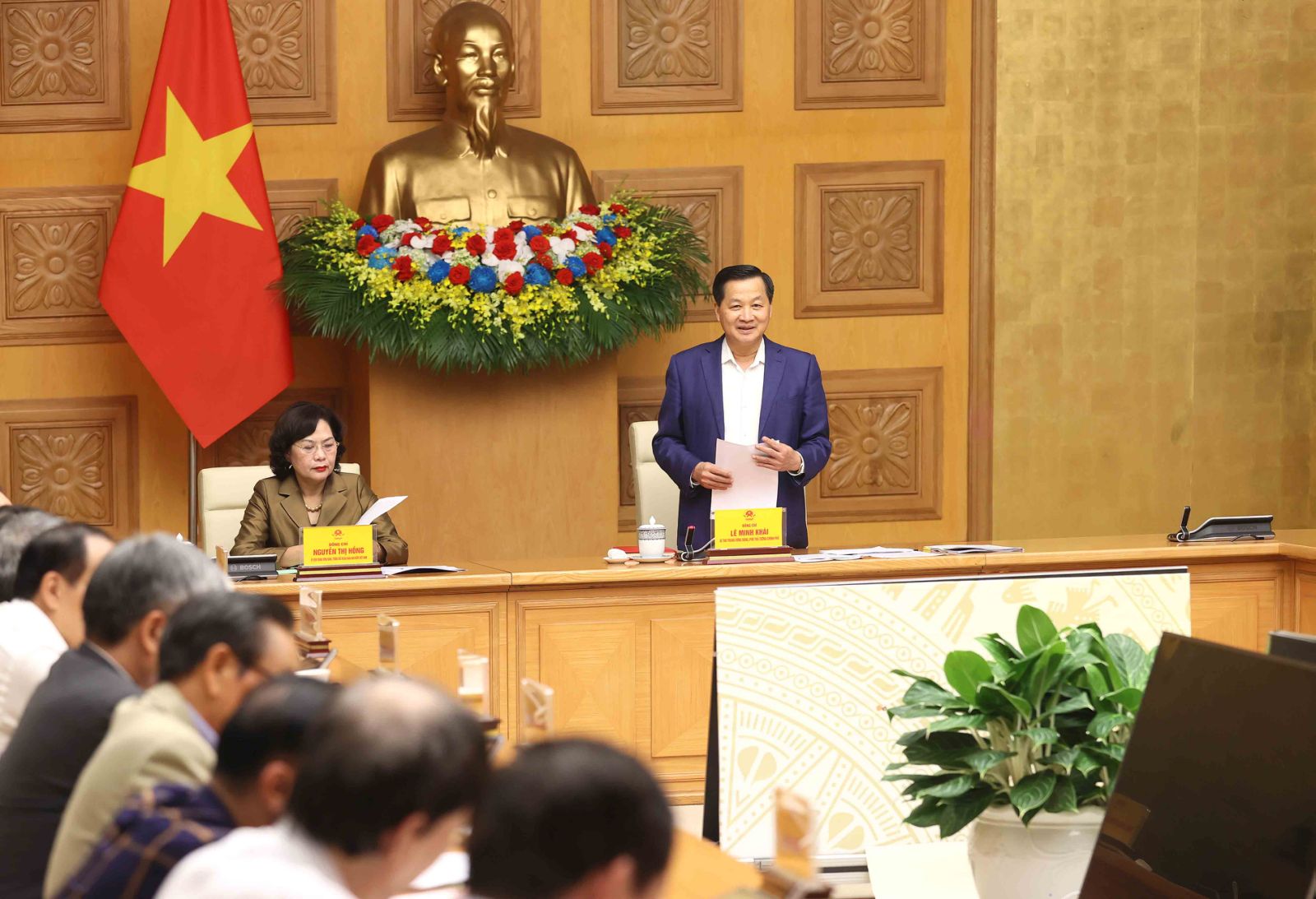 Đề xuất bỏ độc quyền vàng miếng; quyết liệt nâng hạng thị trường chứng khoán- Ảnh 3. Đề xuất bỏ độc quyền vàng miếng; quyết liệt nâng hạng thị trường chứng khoán- Ảnh 3.