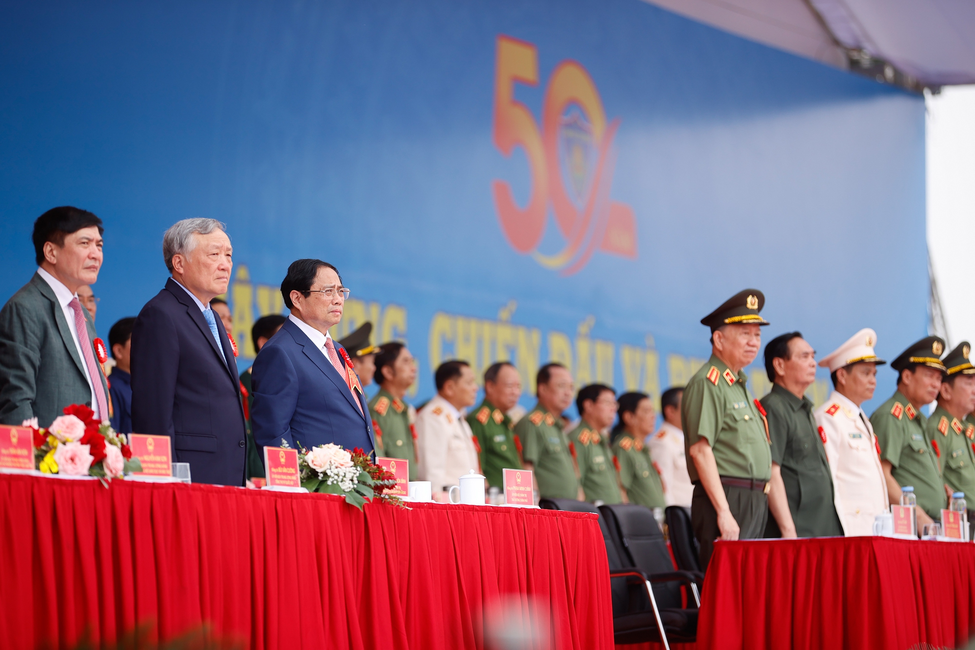 Thủ tướng: Xây dựng lực lượng Cảnh sát cơ động trong sạch, vững mạnh, chính quy, tinh nhuệ, tiến thẳng lên hiện đại- Ảnh 3. Thủ tướng: Xây dựng lực lượng Cảnh sát cơ động trong sạch, vững mạnh, chính quy, tinh nhuệ, tiến thẳng lên hiện đại- Ảnh 3.