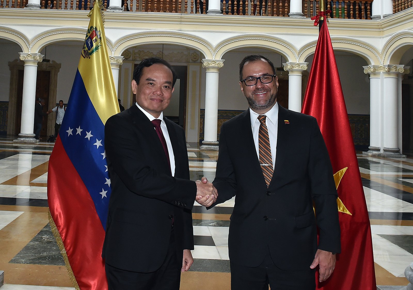 Tổng thống Maduro Moros: 'Venezuela sẽ là Việt Nam ở Nam Mỹ'- Ảnh 7. Tổng thống Maduro Moros: 'Venezuela sẽ là Việt Nam ở Nam Mỹ'- Ảnh 7.