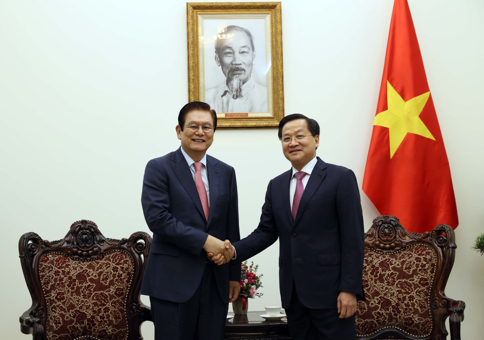 Phó Thủ tướng Lê Minh Khái tiếp Phó Chủ tịch, Giám đốc điều hành Tập đoàn Hyosung- Ảnh 1. Phó Thủ tướng Lê Minh Khái tiếp Phó Chủ tịch, Giám đốc điều hành Tập đoàn Hyosung- Ảnh 1.