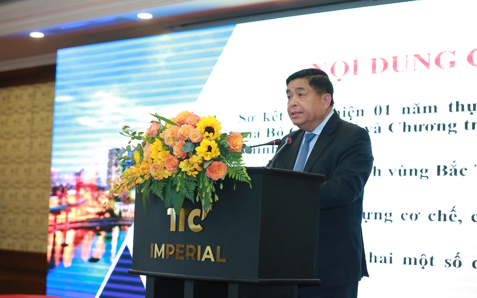 Ưu tiên các dự án kết nối liên vùng, hạ tầng năng lượng tái tạo- Ảnh 2. Ưu tiên các dự án kết nối liên vùng, hạ tầng năng lượng tái tạo- Ảnh 2.