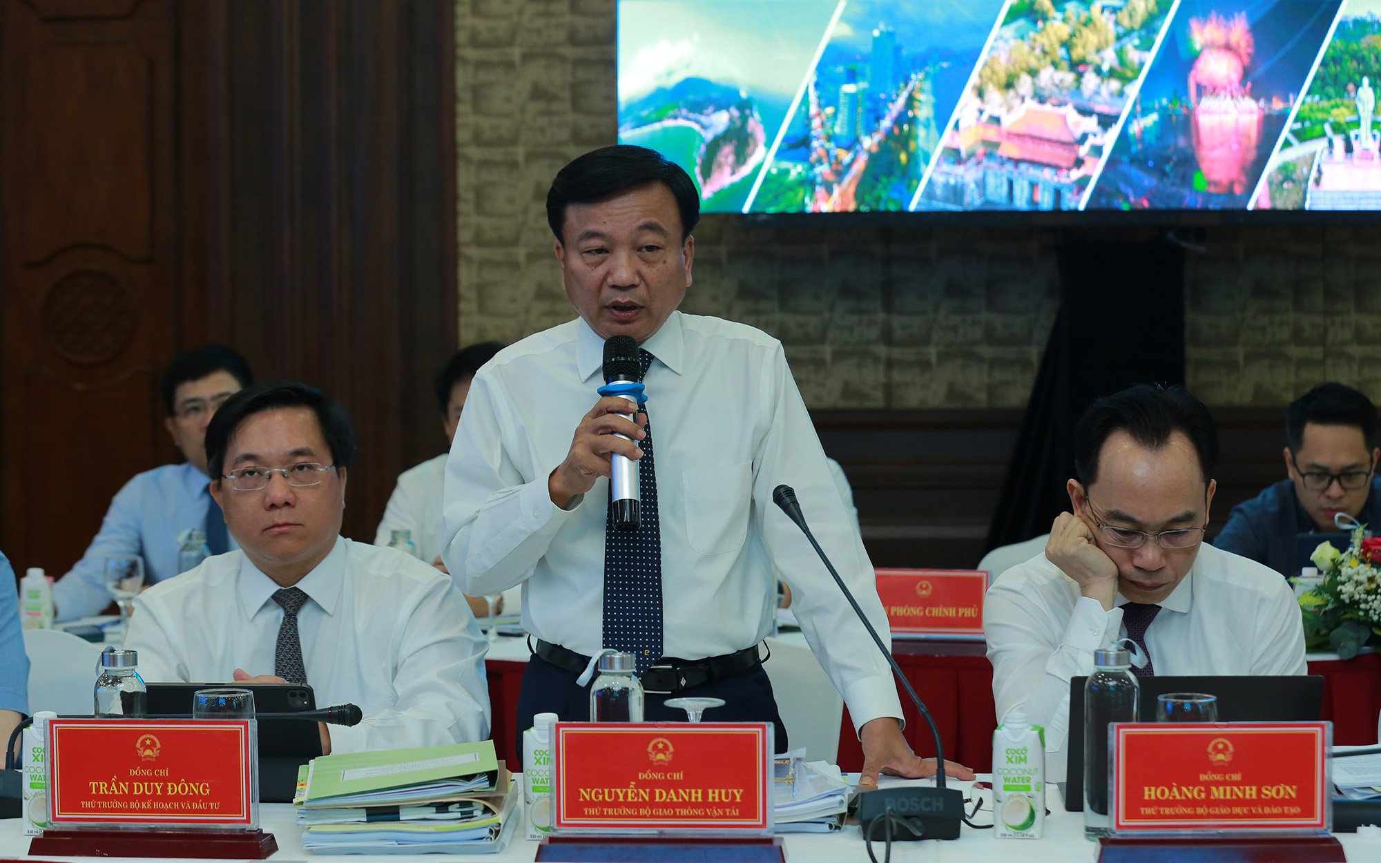 Ưu tiên các dự án kết nối liên vùng, hạ tầng năng lượng tái tạo- Ảnh 7. Ưu tiên các dự án kết nối liên vùng, hạ tầng năng lượng tái tạo- Ảnh 7.