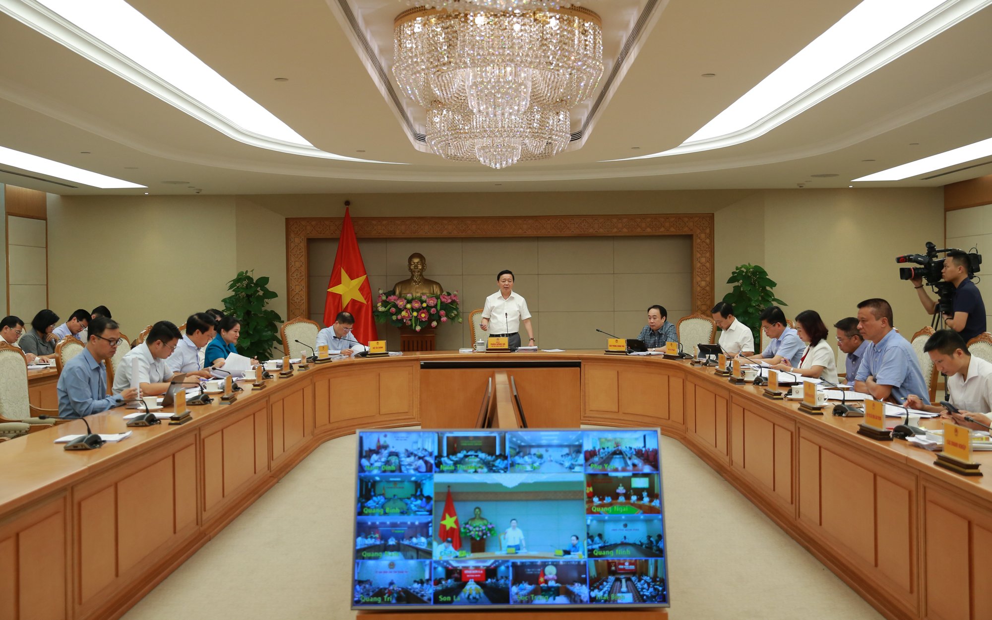 Khẩn trương hoàn thiện nghị định về tiền thuê đất, tiền sử dụng đất- Ảnh 5. Khẩn trương hoàn thiện nghị định về tiền thuê đất, tiền sử dụng đất- Ảnh 5.