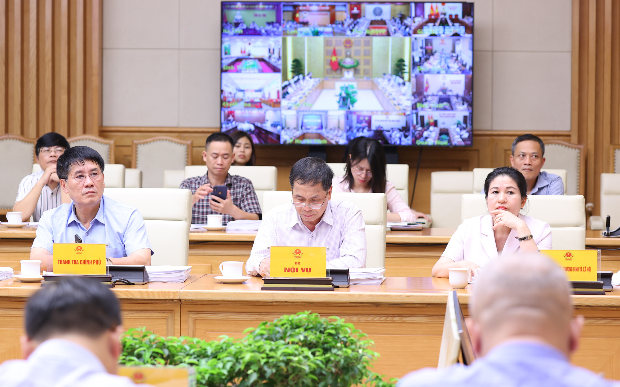 Khắc phục triệt để bất cập, hạn chế trong quản lý, phát triển nhà ở- Ảnh 3. Khắc phục triệt để bất cập, hạn chế trong quản lý, phát triển nhà ở- Ảnh 3.