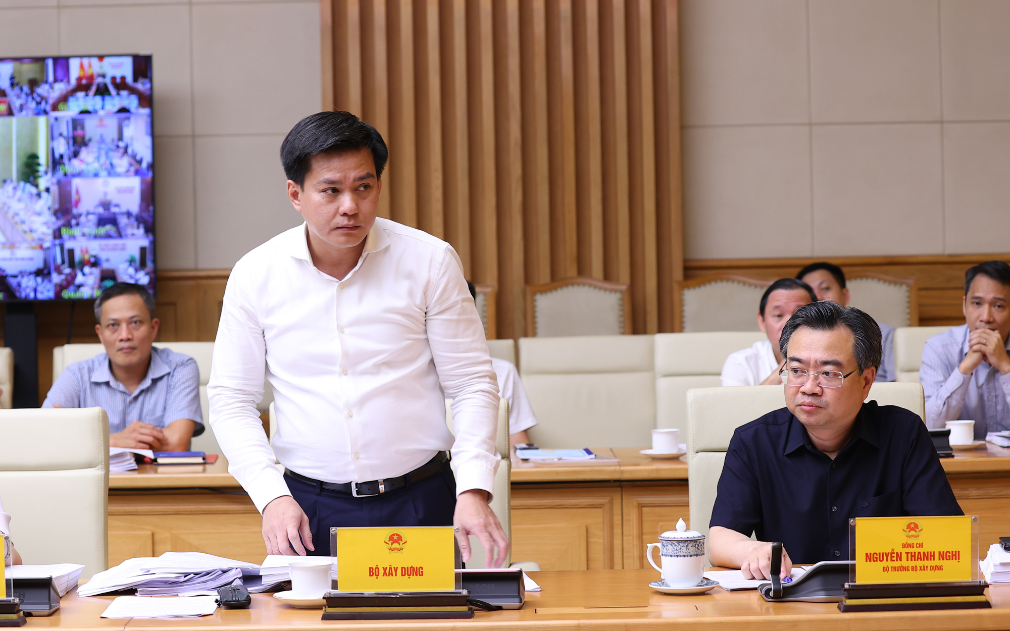 Khắc phục triệt để bất cập, hạn chế trong quản lý, phát triển nhà ở- Ảnh 2. Khắc phục triệt để bất cập, hạn chế trong quản lý, phát triển nhà ở- Ảnh 2.