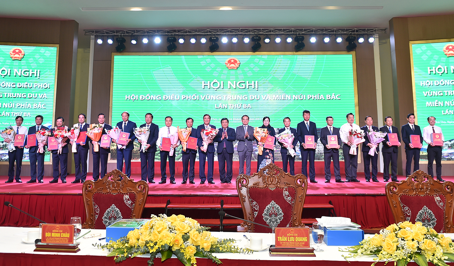 Công bố Quy hoạch vùng trung du và miền núi phía bắc- Ảnh 2. Công bố Quy hoạch vùng trung du và miền núi phía bắc- Ảnh 2.