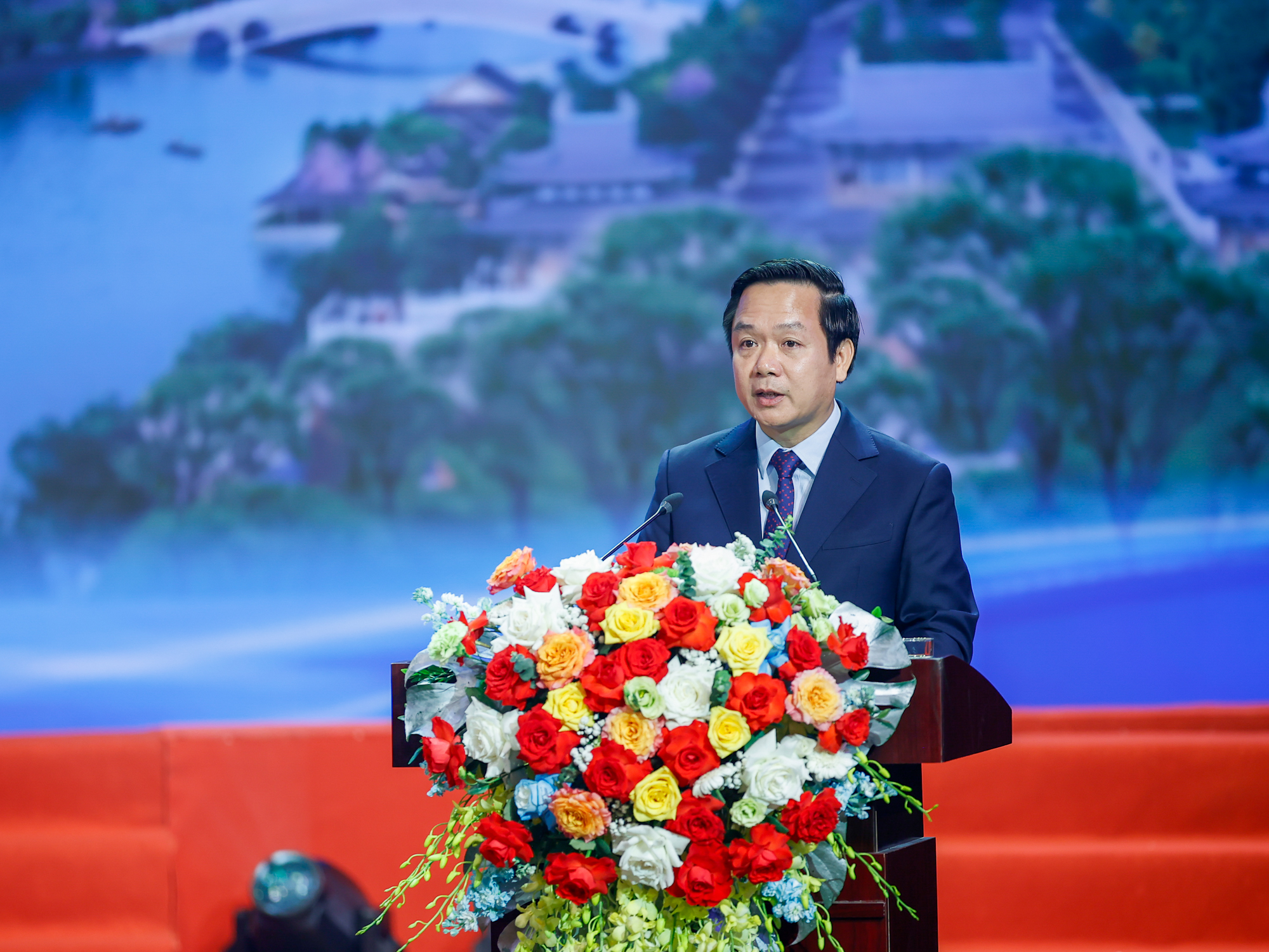 Thủ tướng Phạm Minh Chính dự hội nghị công bố Quy hoạch tỉnh Ninh Bình- Ảnh 4. Thủ tướng Phạm Minh Chính dự hội nghị công bố Quy hoạch tỉnh Ninh Bình- Ảnh 4.