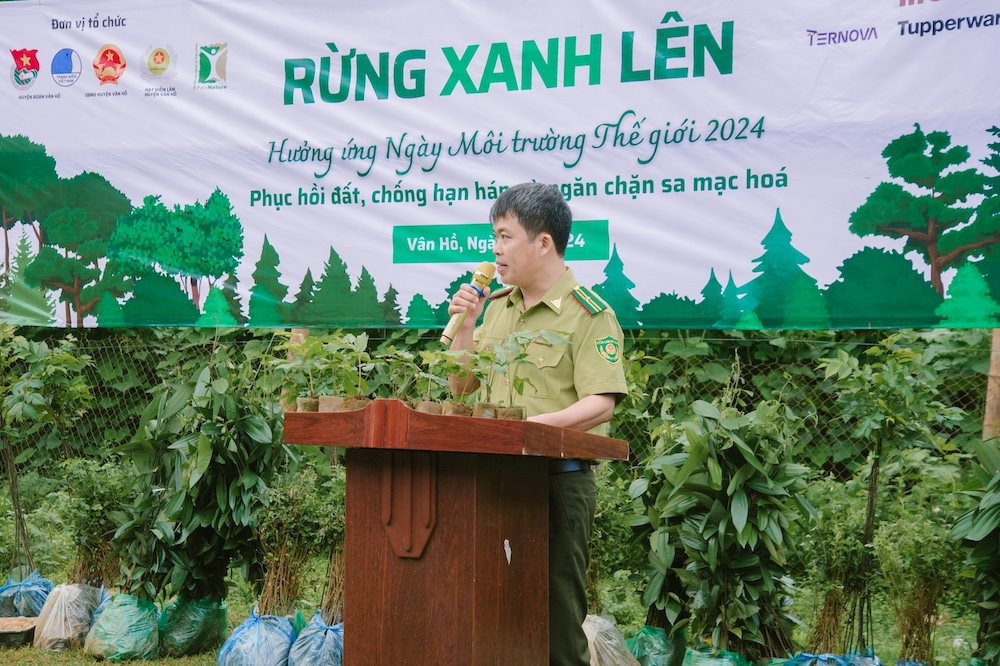 ong_nguyen_hung_chien_-_pho_hat_truong_hat_kiem_lam_van_ho_fywy.jpg