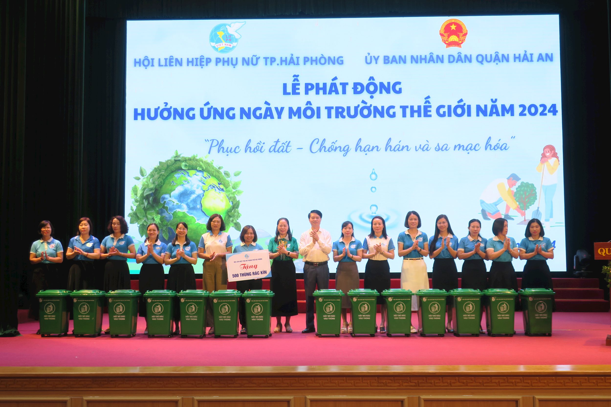 tang-thung-rac.jpg