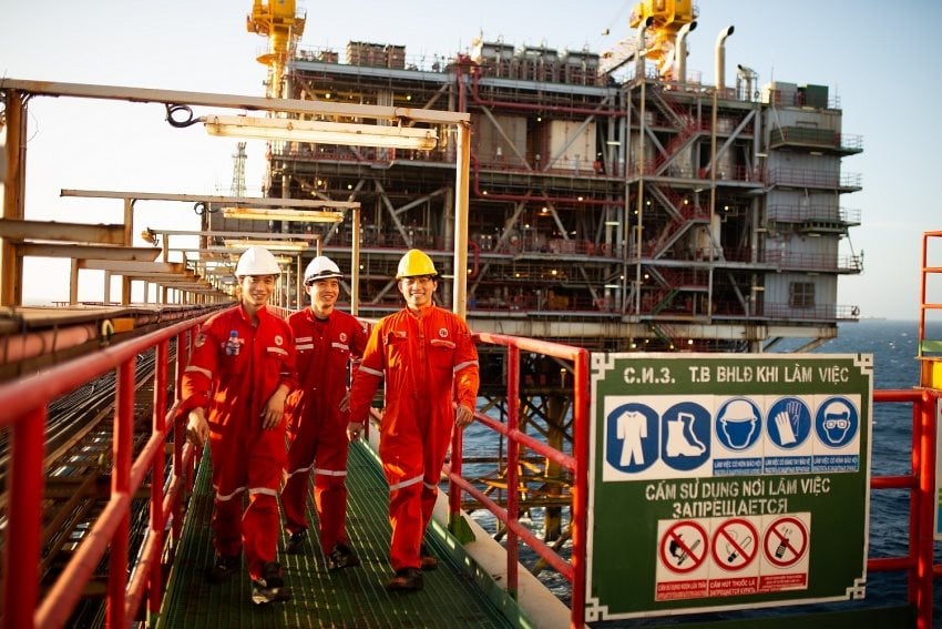 hinh-3-tuoi-tre-vietsovpetro-luon-xung-kich-hoan-thanh-nhiem-san-xuat-duoc-giao20240606085846.jpg