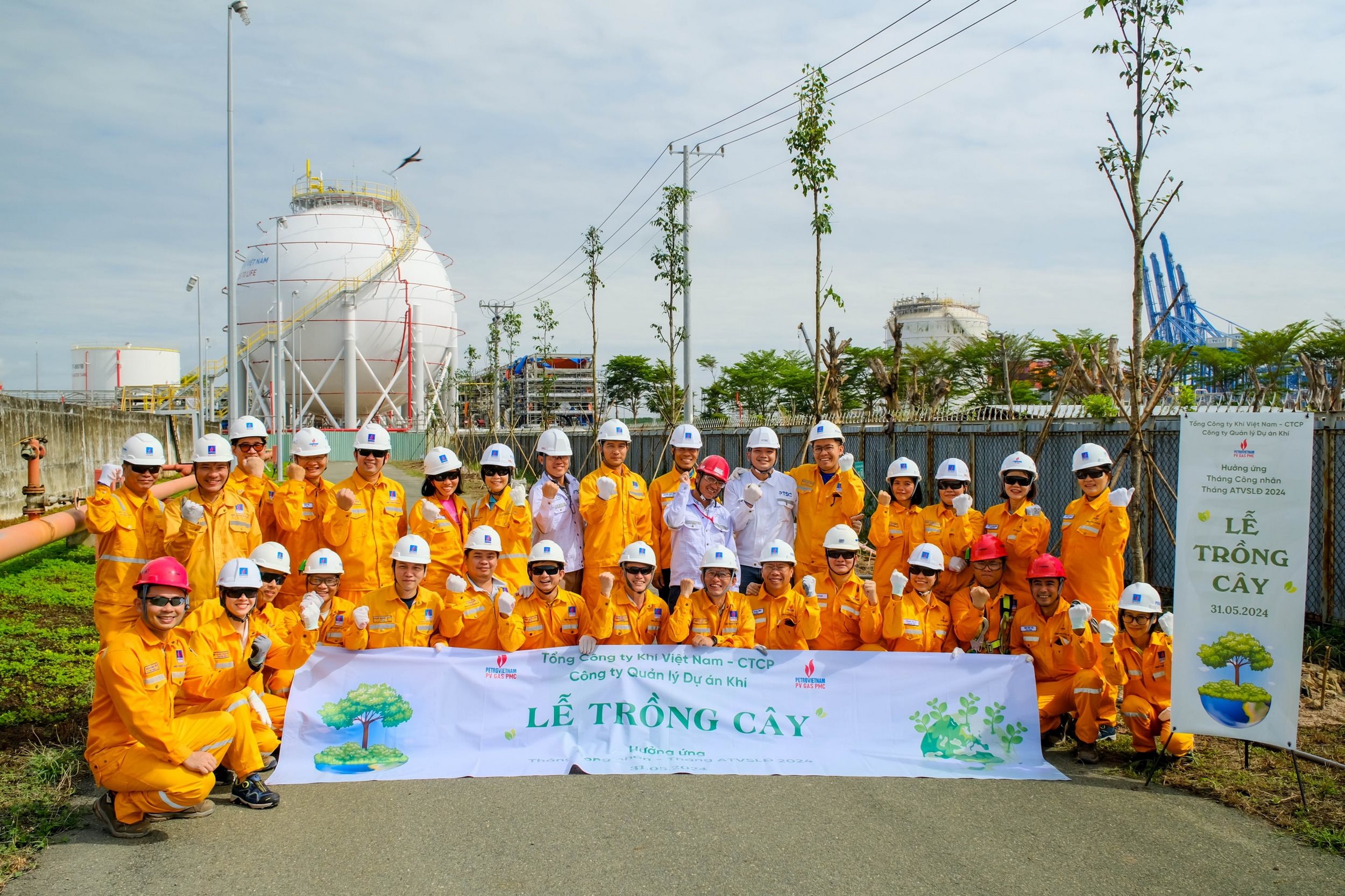 1.-le-trong-cay.jpg