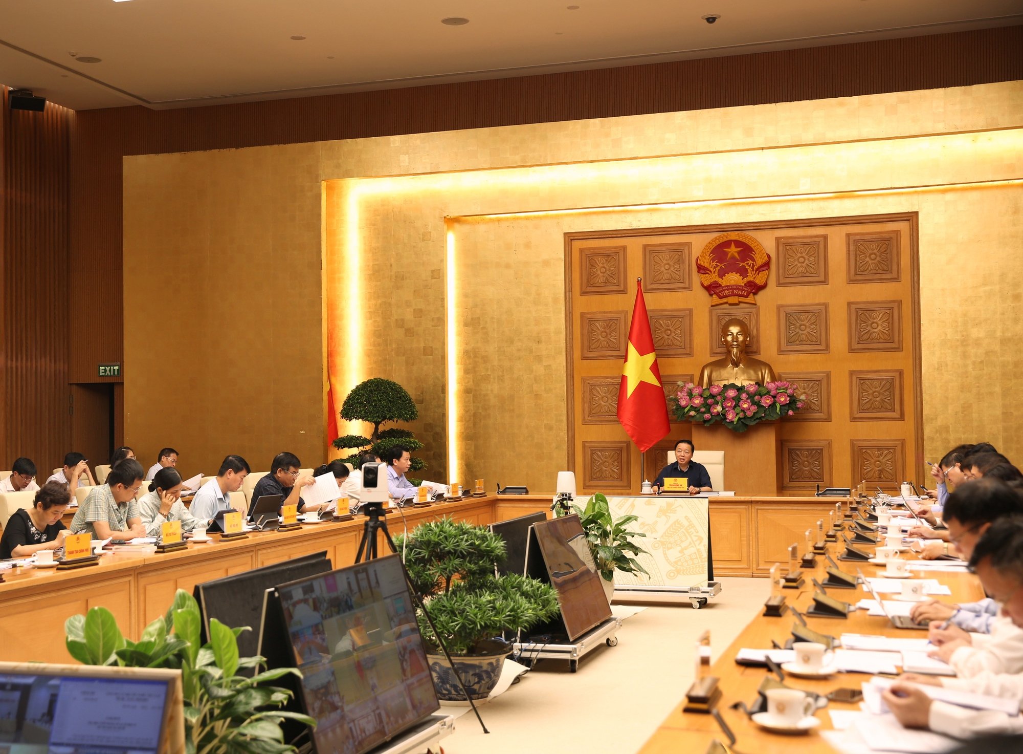 Bám sát thực tiễn, bảo đảm Luật Đất đai được thực thi thông suốt- Ảnh 1. Bám sát thực tiễn, bảo đảm Luật Đất đai được thực thi thông suốt- Ảnh 1.