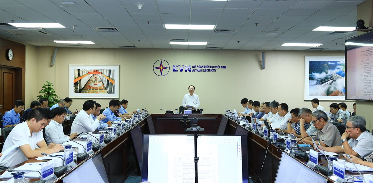 11624hoidong1.jpg