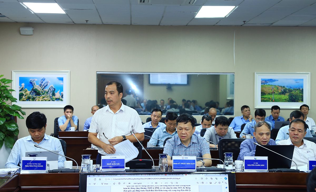 11624hoidong2.jpg