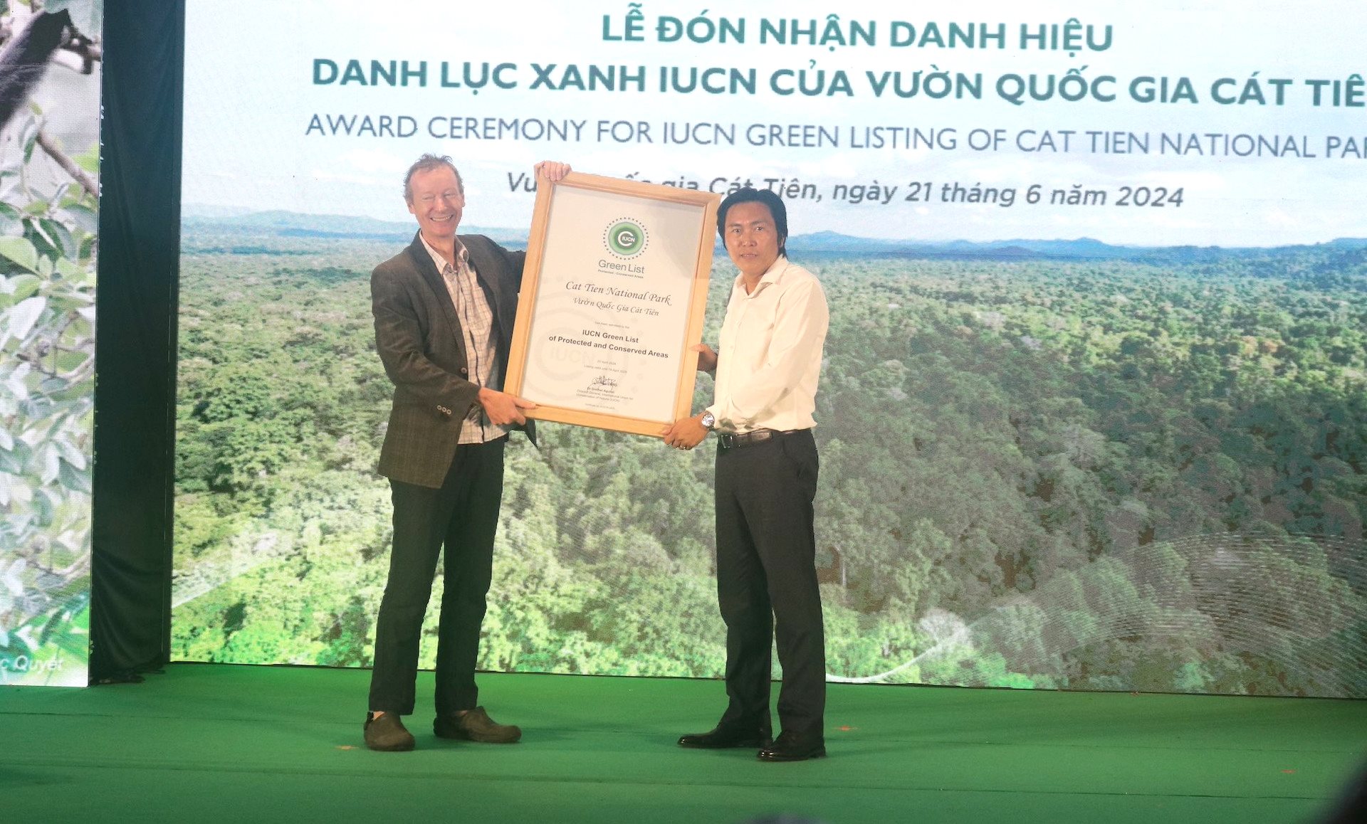 trao-danh-luc-xanh-cho-cat-tien6(1).jpg