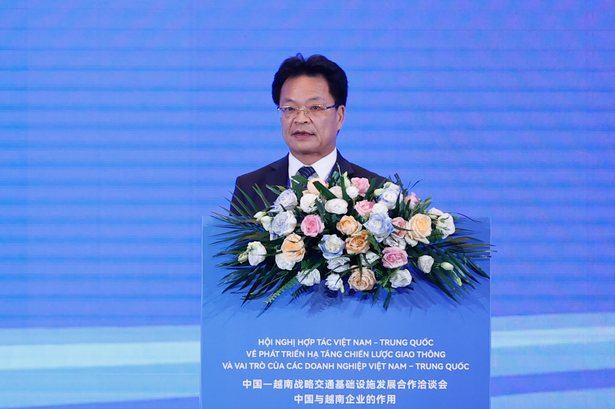 Thủ tướng Phạm Minh Chính: Thúc đẩy các dự án giao thông chiến lược, biểu tượng cho quan hệ Việt Nam-Trung Quốc- Ảnh 10. Thủ tướng Phạm Minh Chính: Thúc đẩy các dự án giao thông chiến lược, biểu tượng cho quan hệ Việt Nam-Trung Quốc- Ảnh 10.