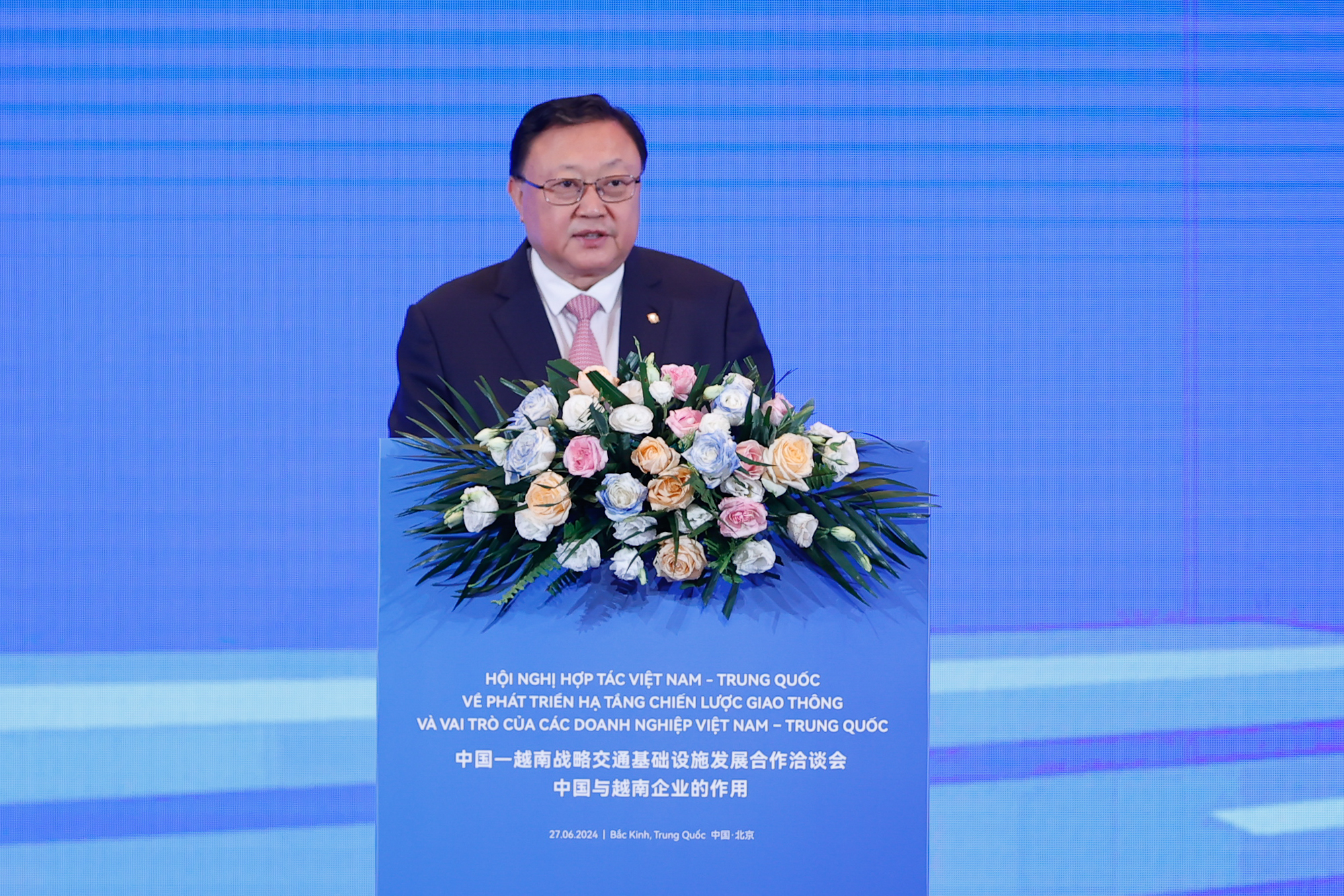 Thủ tướng Phạm Minh Chính: Thúc đẩy các dự án giao thông chiến lược, biểu tượng cho quan hệ Việt Nam-Trung Quốc- Ảnh 9. Thủ tướng Phạm Minh Chính: Thúc đẩy các dự án giao thông chiến lược, biểu tượng cho quan hệ Việt Nam-Trung Quốc- Ảnh 9.