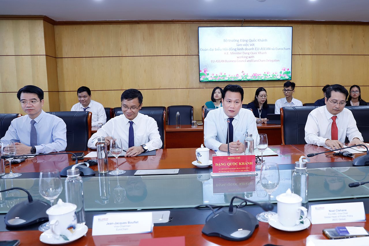 small_20240627_bo-truong-tiep-eu_7.jpg