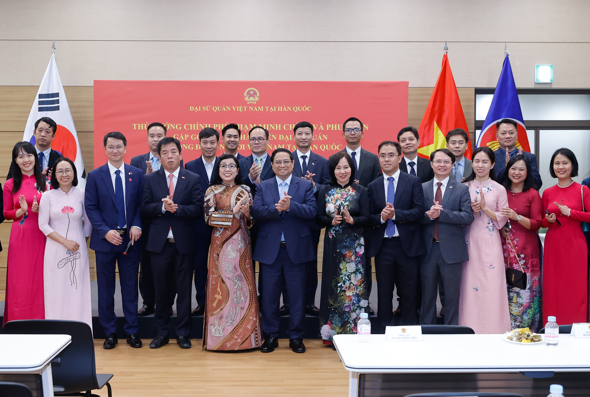 Thủ tướng Phạm Minh Chính: Thành công của kiều bào cũng là thành công của đất nước- Ảnh 9. Thủ tướng Phạm Minh Chính: Thành công của kiều bào cũng là thành công của đất nước- Ảnh 9.