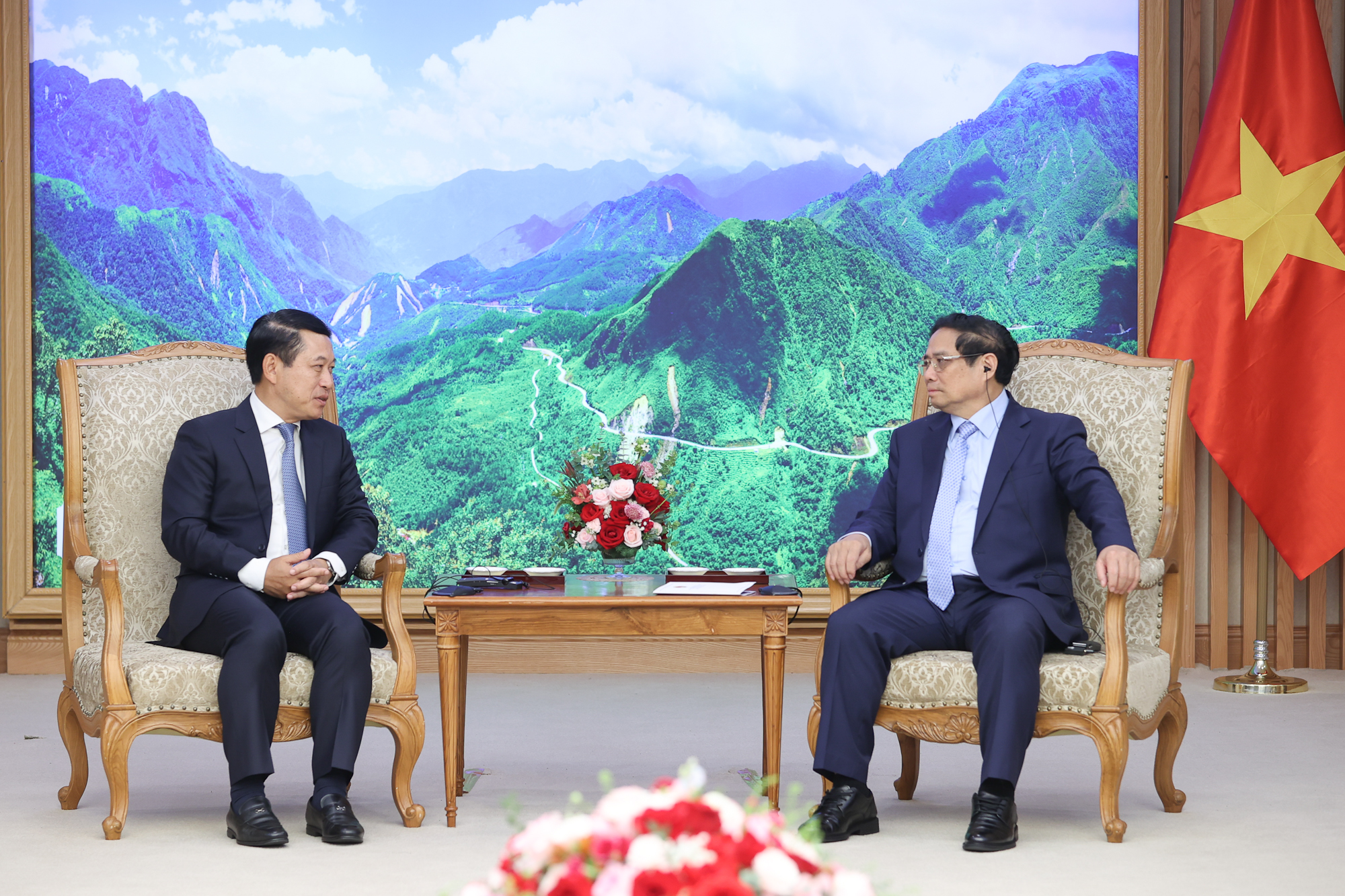 Thủ tướng Phạm Minh Chính tiếp Phó Thủ tướng Chính phủ, Bộ trưởng Ngoại giao Lào- Ảnh 2. Thủ tướng Phạm Minh Chính tiếp Phó Thủ tướng Chính phủ, Bộ trưởng Ngoại giao Lào- Ảnh 2.