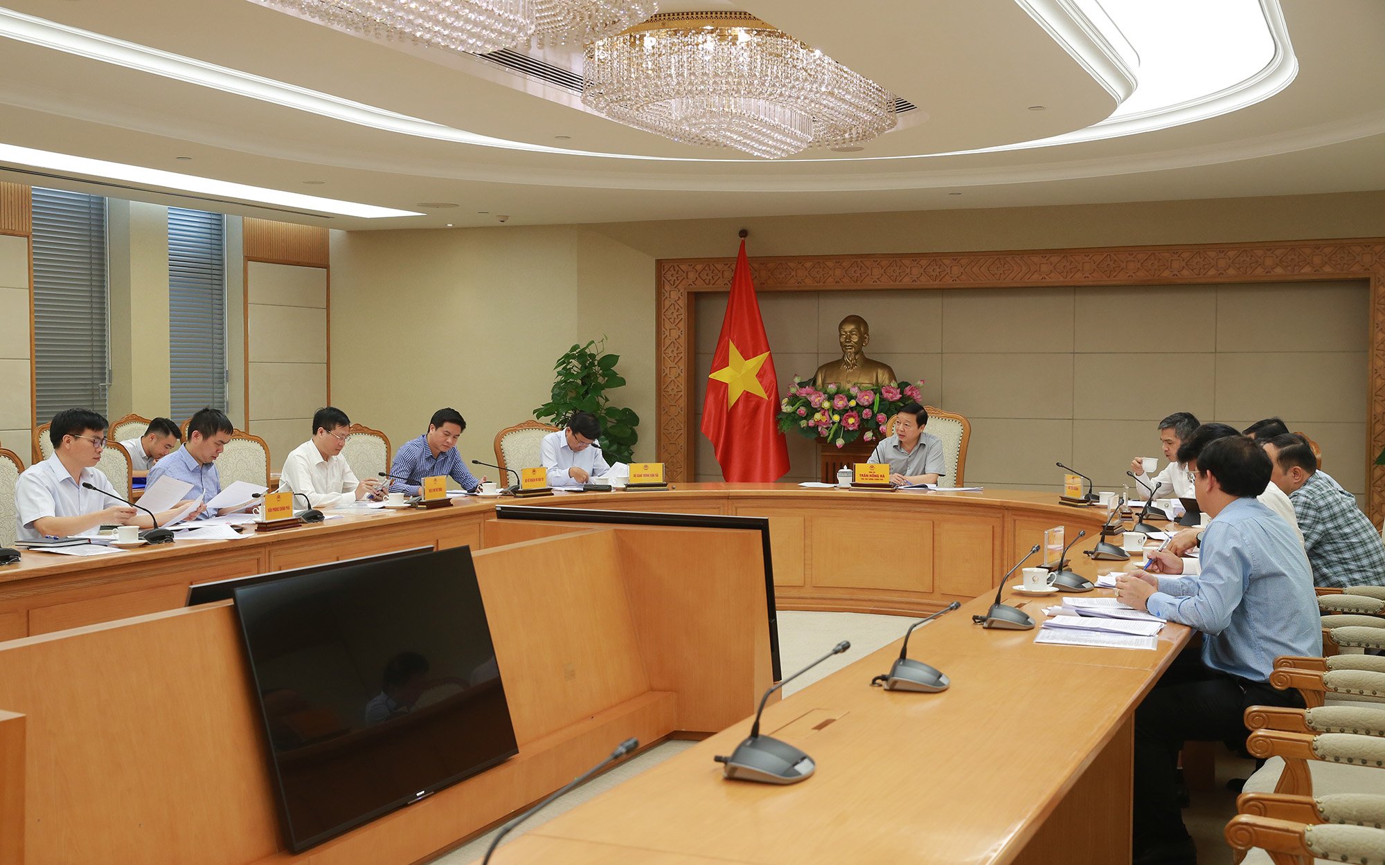 Hoàn thành sửa chữa 566 đường ngang có người gác trong năm 2024- Ảnh 3. Hoàn thành sửa chữa 566 đường ngang có người gác trong năm 2024- Ảnh 3.