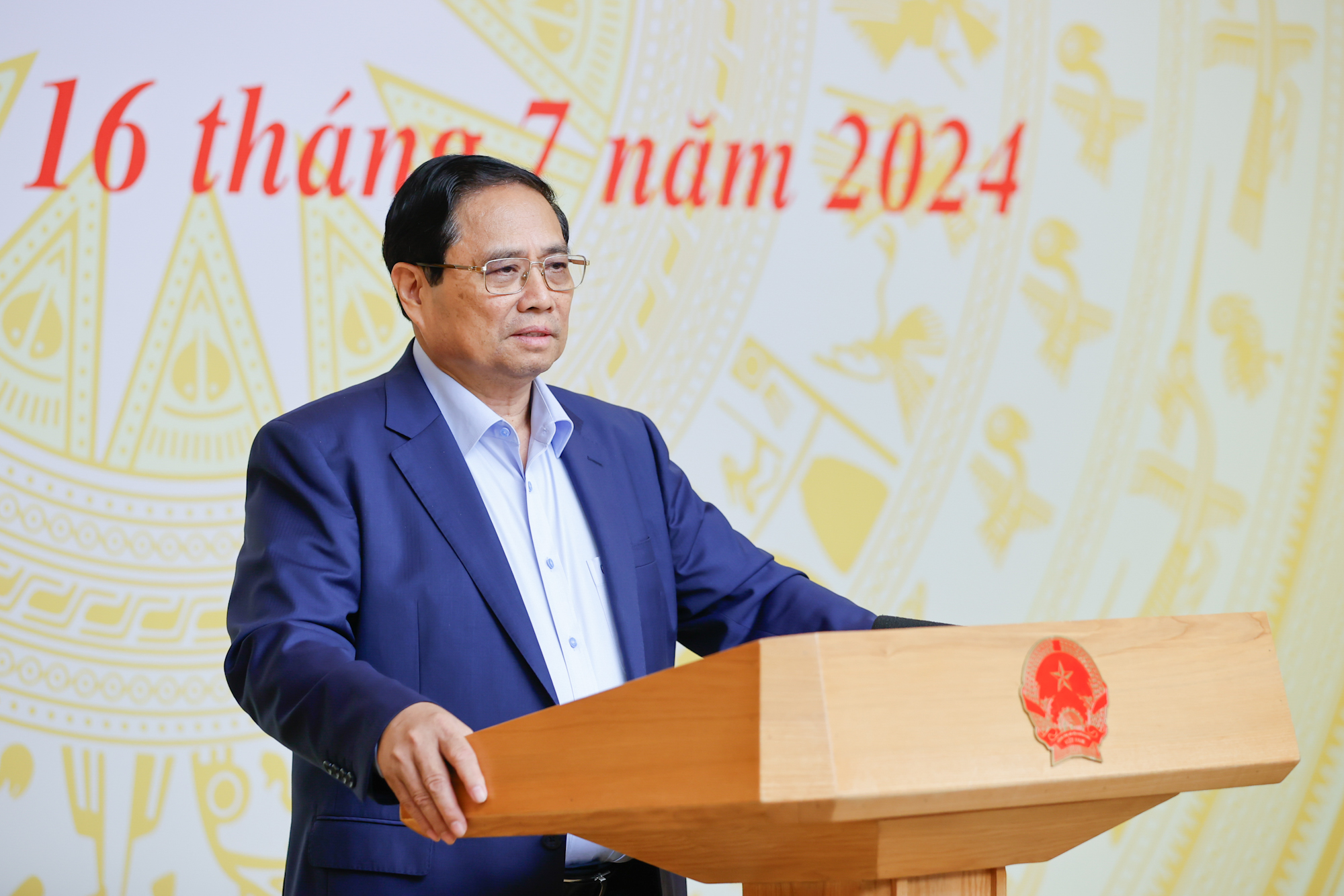 Thủ tướng: '5 quyết tâm', '5 bảo đảm' để thúc đẩy giải ngân, sử dụng hiệu quả nhất nguồn vốn gần 670 nghìn tỷ đồng- Ảnh 8. Thủ tướng: '5 quyết tâm', '5 bảo đảm' để thúc đẩy giải ngân, sử dụng hiệu quả nhất nguồn vốn gần 670 nghìn tỷ đồng- Ảnh 8.