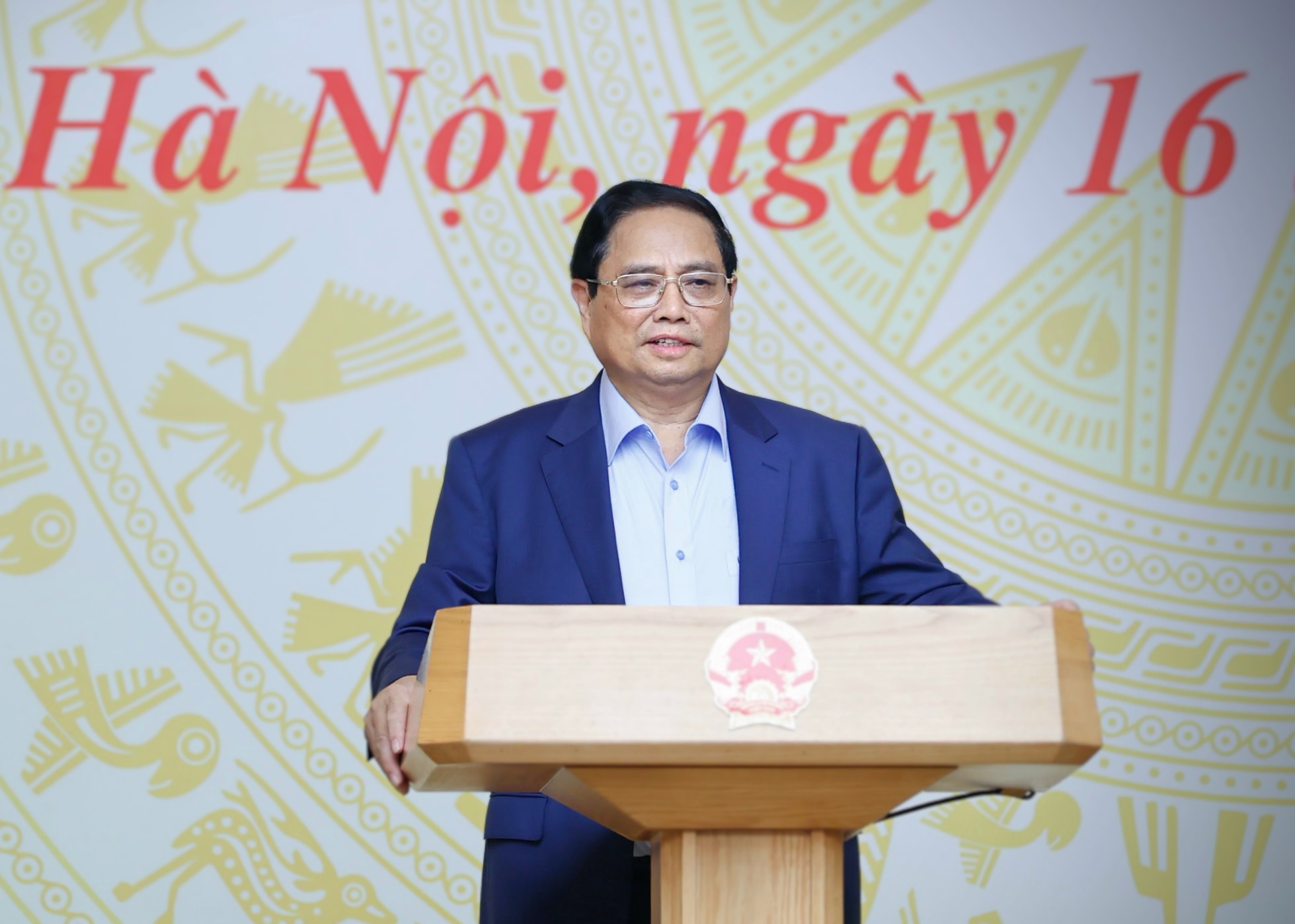 Thủ tướng: '5 quyết tâm', '5 bảo đảm' để thúc đẩy giải ngân, sử dụng hiệu quả nhất nguồn vốn gần 670 nghìn tỷ đồng- Ảnh 7. Thủ tướng: '5 quyết tâm', '5 bảo đảm' để thúc đẩy giải ngân, sử dụng hiệu quả nhất nguồn vốn gần 670 nghìn tỷ đồng- Ảnh 7.