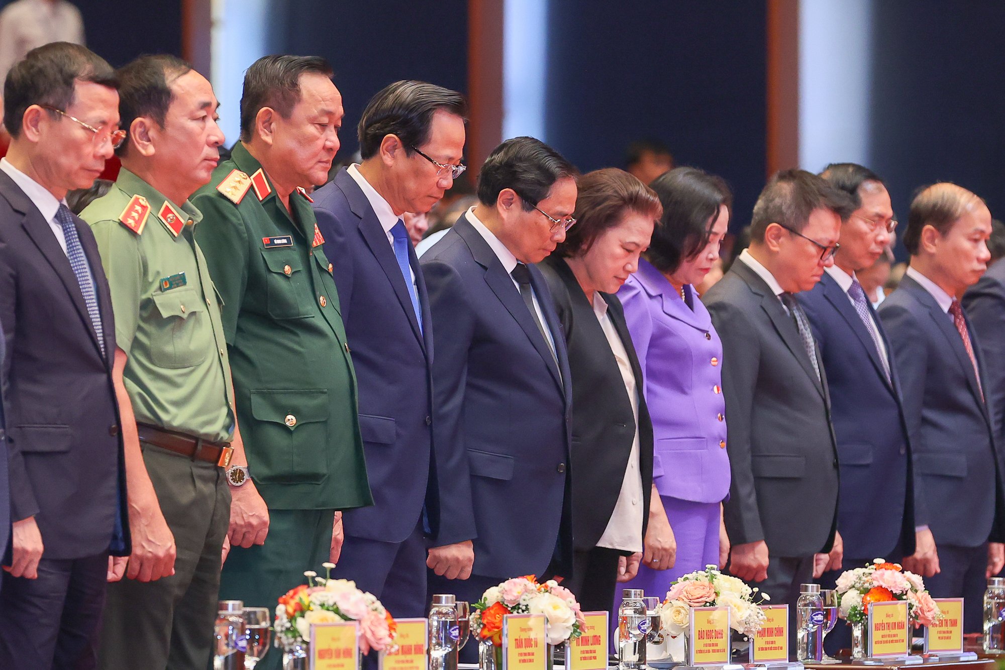 Thủ tướng: Đẩy mạnh công tác 'đền ơn đáp nghĩa' với trách nhiệm lớn lao và nghĩa tình sâu nặng- Ảnh 1. Thủ tướng: Đẩy mạnh công tác 'đền ơn đáp nghĩa' với trách nhiệm lớn lao và nghĩa tình sâu nặng- Ảnh 1.