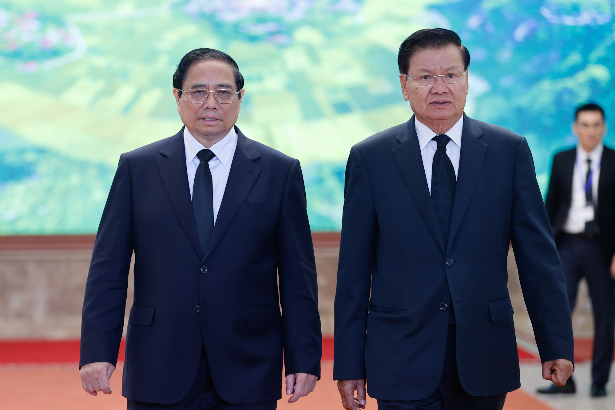 Thủ tướng Phạm Minh Chính gặp Tổng Bí thư, Chủ tịch nước Lào- Ảnh 1. Thủ tướng Phạm Minh Chính gặp Tổng Bí thư, Chủ tịch nước Lào- Ảnh 1.