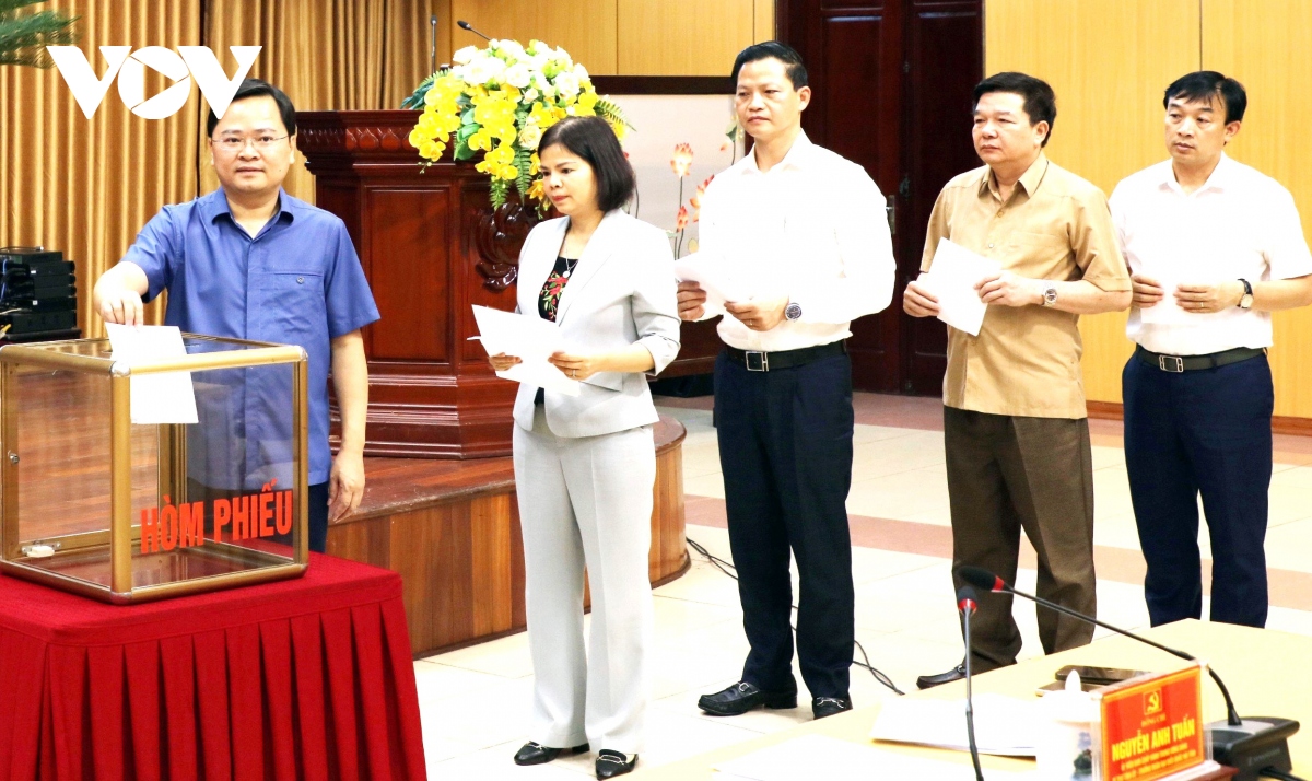 bầu bổ sung ông vương quốc tuấn làm phó bí thư tỉnh ủy bắc ninh hình ảnh 1 bau bo sung ong vuong quoc tuan lam pho bi thu tinh uy bac ninh hinh anh 1
