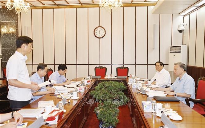 Tổng Bí thư, Chủ tịch nước Tô Lâm chủ trì Phiên họp thường kỳ Lãnh đạo chủ chốt- Ảnh 3. Tổng Bí thư, Chủ tịch nước Tô Lâm chủ trì Phiên họp thường kỳ Lãnh đạo chủ chốt- Ảnh 3.