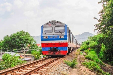 Bổ sung vốn lập báo cáo nghiên cứu tiền khả thi tuyến đường sắt Lào Cai - Hà Nội - Hải Phòng- Ảnh 1. Bổ sung vốn lập báo cáo nghiên cứu tiền khả thi tuyến đường sắt Lào Cai - Hà Nội - Hải Phòng- Ảnh 1.