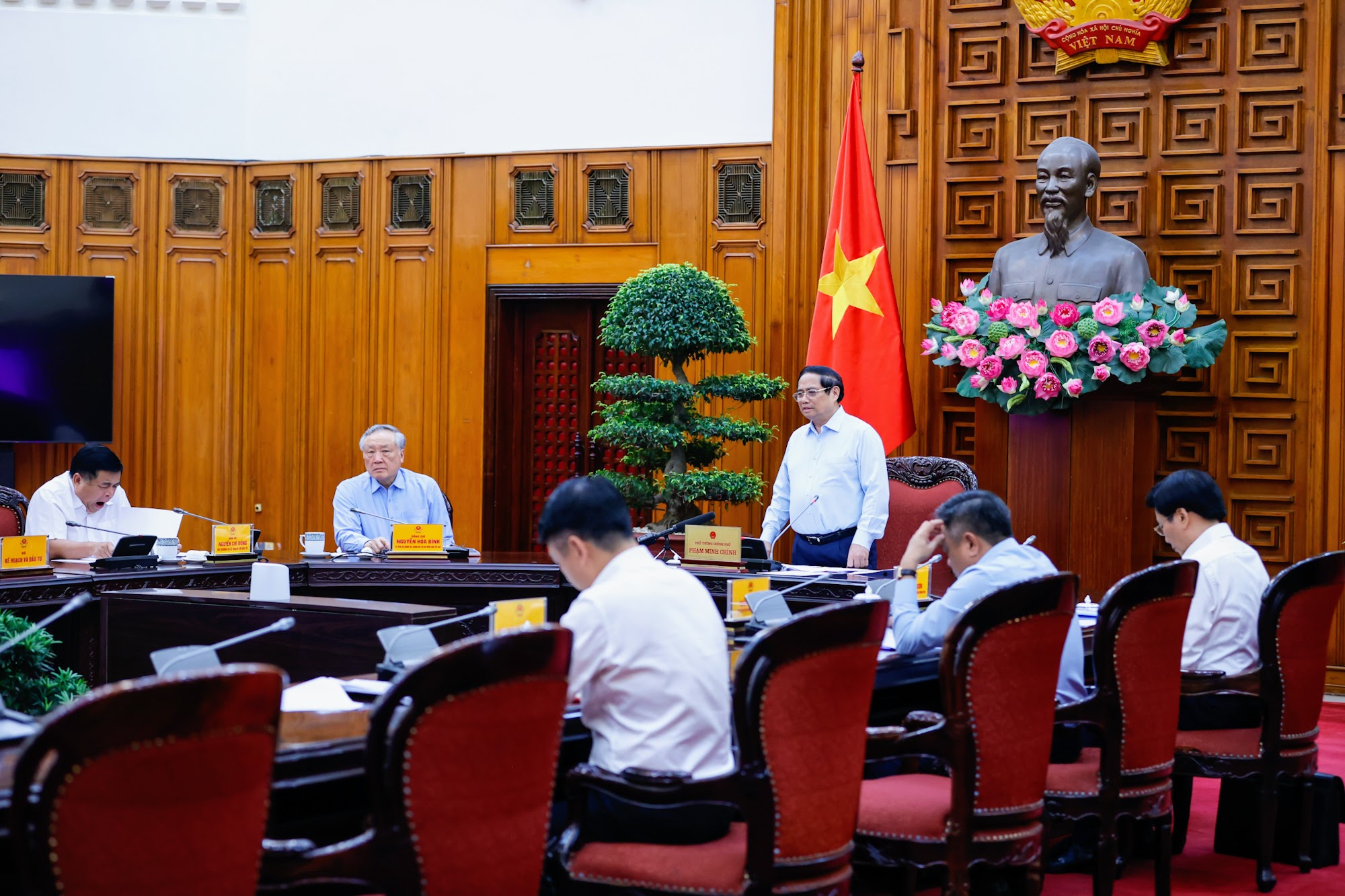 Thủ tướng chủ trì cuộc họp Thường trực Tiểu ban Kinh tế-xã hội Đại hội XIV của Đảng- Ảnh 7. Thủ tướng chủ trì cuộc họp Thường trực Tiểu ban Kinh tế-xã hội Đại hội XIV của Đảng- Ảnh 7.