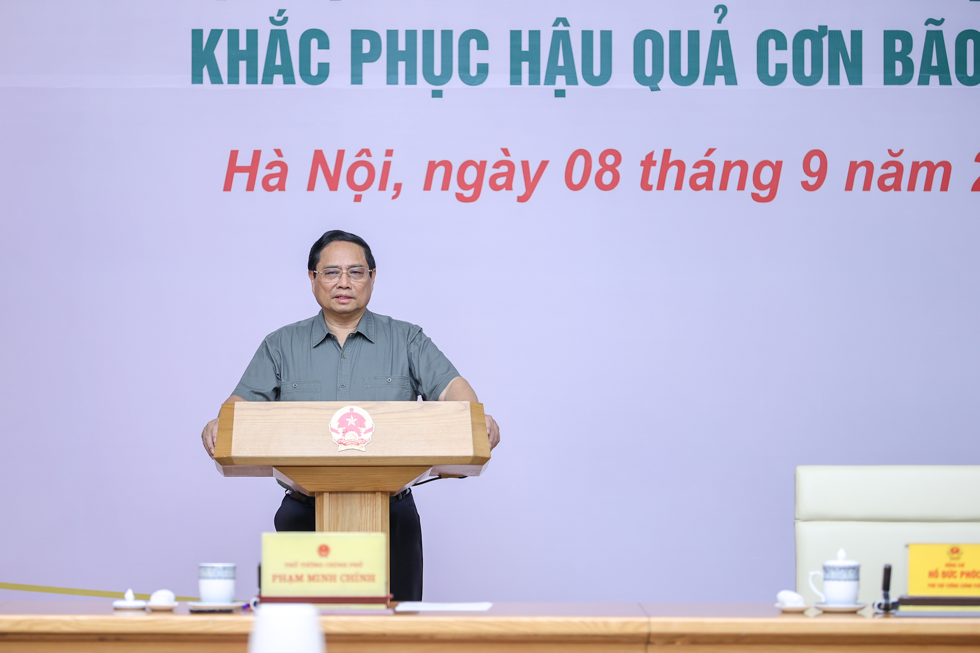 Thủ tướng chủ trì Hội nghị khắc phục hậu quả bão số 3- Ảnh 3. Thủ tướng chủ trì Hội nghị khắc phục hậu quả bão số 3- Ảnh 3.