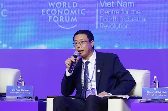 TỔNG THUẬT: DIỄN ĐÀN KINH TẾ TPHCM 2024 - THỦ TƯỚNG CHỦ TRÌ PHIÊN ĐỐI THOẠI CHÍNH SÁCH- Ảnh 10. TỔNG THUẬT: DIỄN ĐÀN KINH TẾ TPHCM 2024 - THỦ TƯỚNG CHỦ TRÌ PHIÊN ĐỐI THOẠI CHÍNH SÁCH- Ảnh 10.