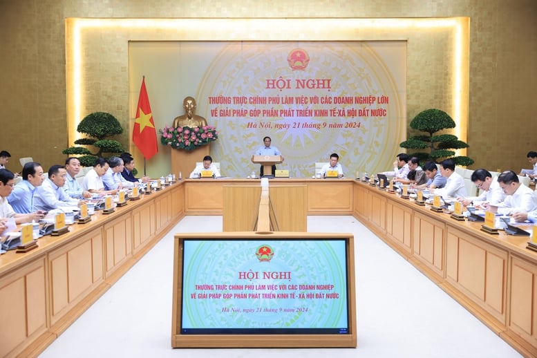 Chính phủ luôn lắng nghe, chia sẻ, cùng tháo gỡ để doanh nghiệp vượt qua khó khăn- Ảnh 1. Chính phủ luôn lắng nghe, chia sẻ, cùng tháo gỡ để doanh nghiệp vượt qua khó khăn- Ảnh 1.