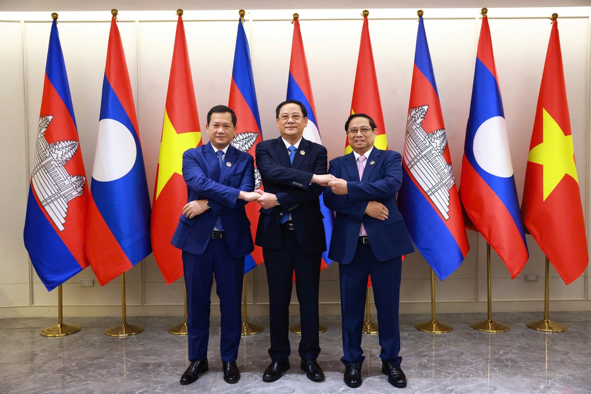 Thủ tướng Việt Nam - Lào - Campuchia nhất trí thúc đẩy đột phá chiến lược trong hợp tác kinh tế- Ảnh 1. Thủ tướng Việt Nam - Lào - Campuchia nhất trí thúc đẩy đột phá chiến lược trong hợp tác kinh tế- Ảnh 1.