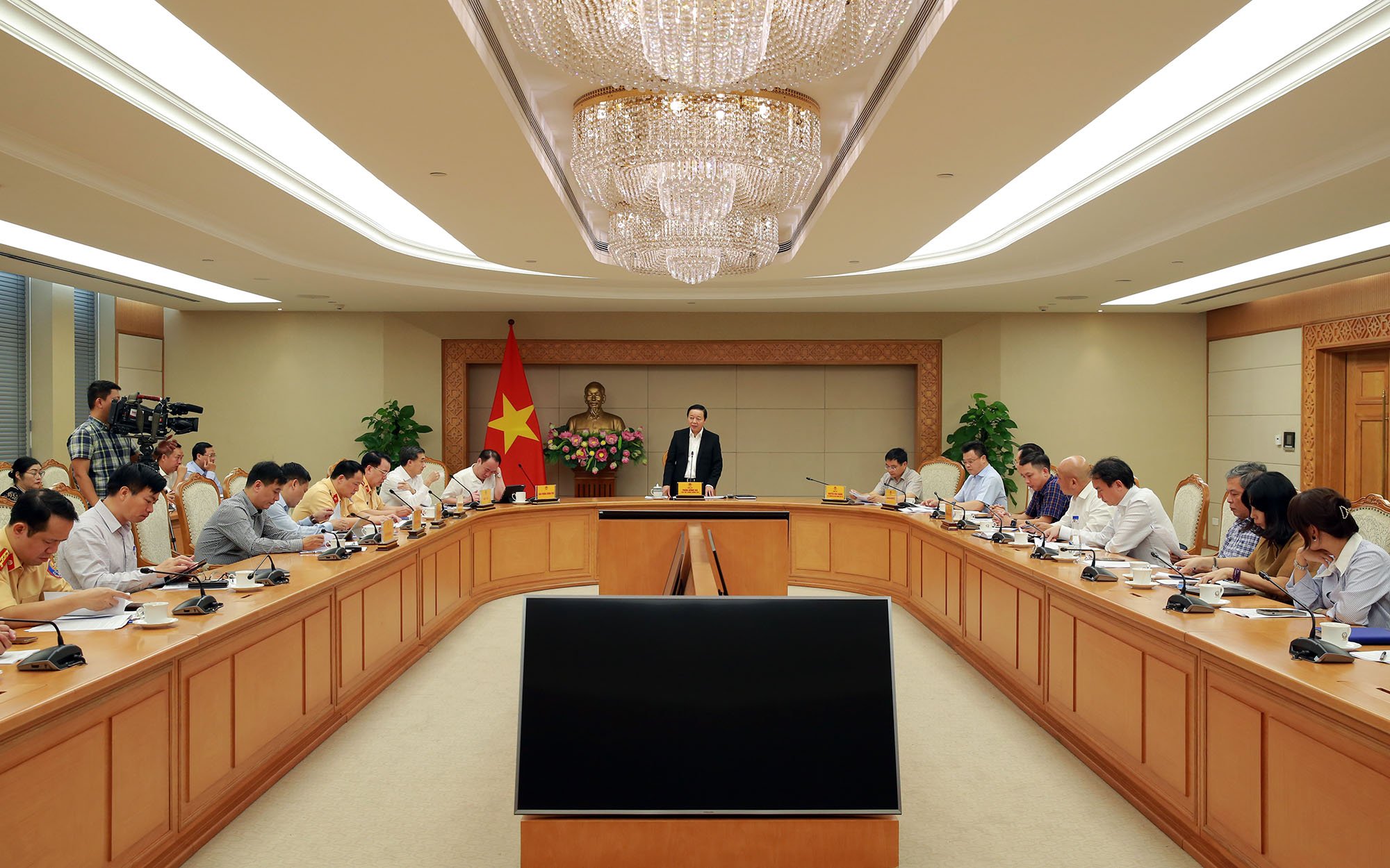 Tập trung giải quyết những vấn đề liên ngành, tạo đột phá, đổi mới trong bảo đảm TTATGT- Ảnh 5. Tập trung giải quyết những vấn đề liên ngành, tạo đột phá, đổi mới trong bảo đảm TTATGT- Ảnh 5.