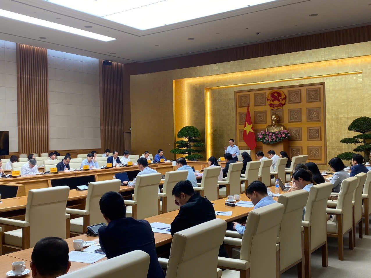 Phó Thủ tướng Hồ Đức Phớc: Phấn đấu năm 2024, CPI không vượt quá 4%- Ảnh 5. Phó Thủ tướng Hồ Đức Phớc: Phấn đấu năm 2024, CPI không vượt quá 4%- Ảnh 5.