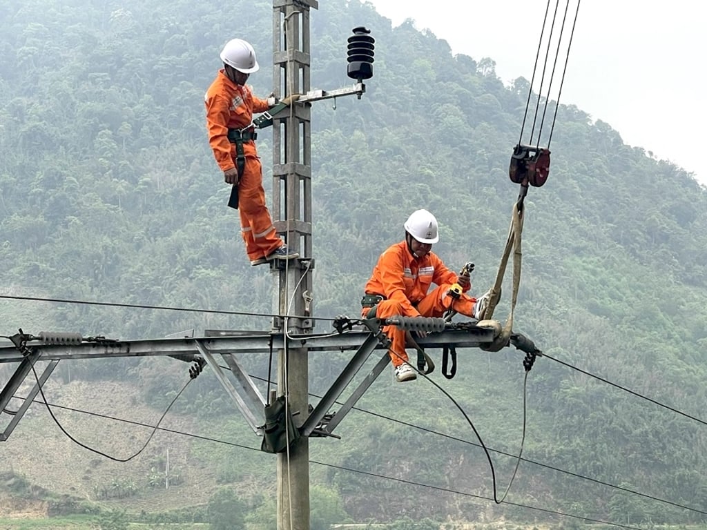Điều hành giá điện theo lộ trình phù hợp, không Điều hành giá điện theo lộ trình phù hợp, không