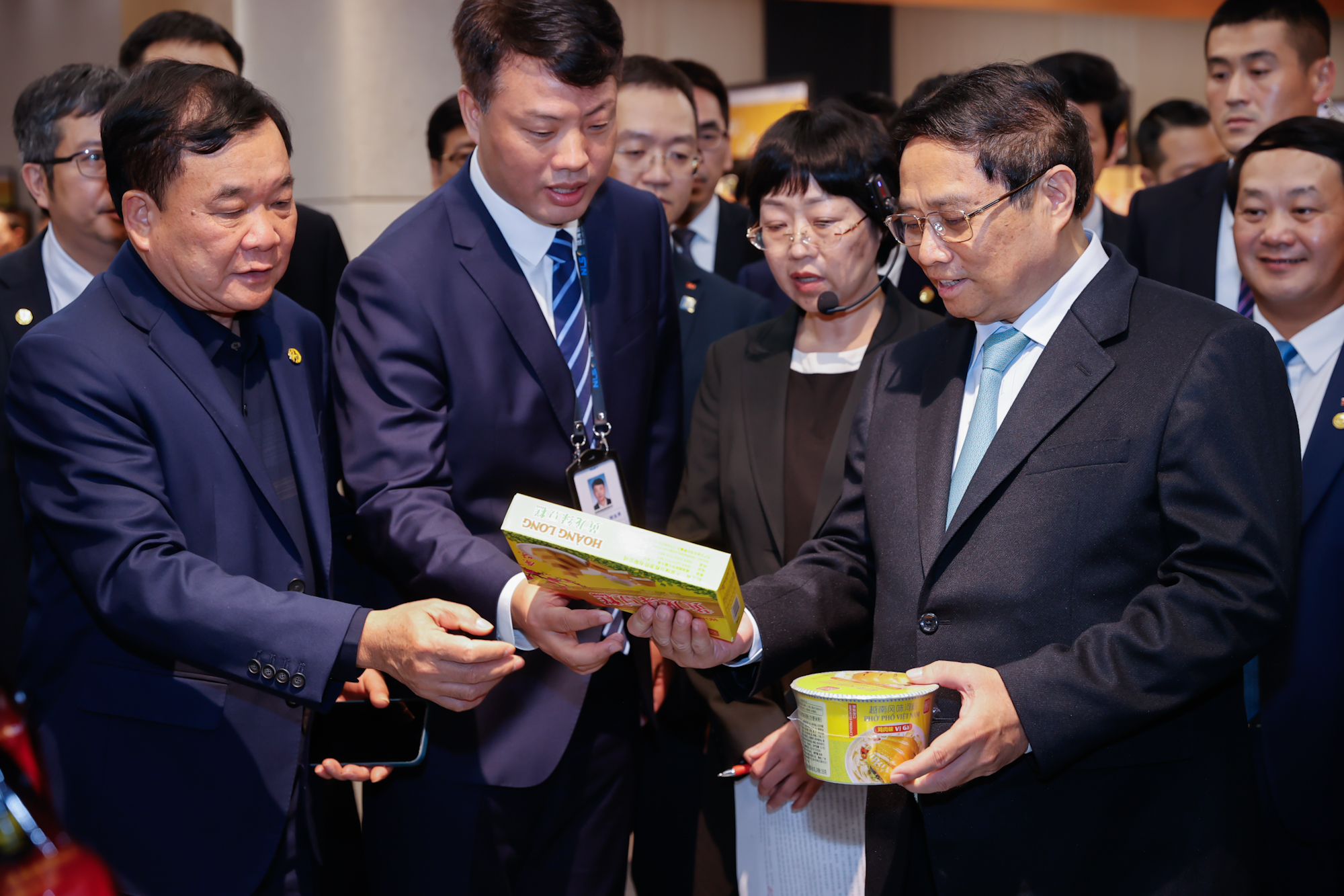 Thủ tướng: Gỡ nút thắt vận tải, mở hành lang thương mại mới tới Trung Á và châu Âu- Ảnh 3. Thủ tướng: Gỡ nút thắt vận tải, mở hành lang thương mại mới tới Trung Á và châu Âu- Ảnh 3.