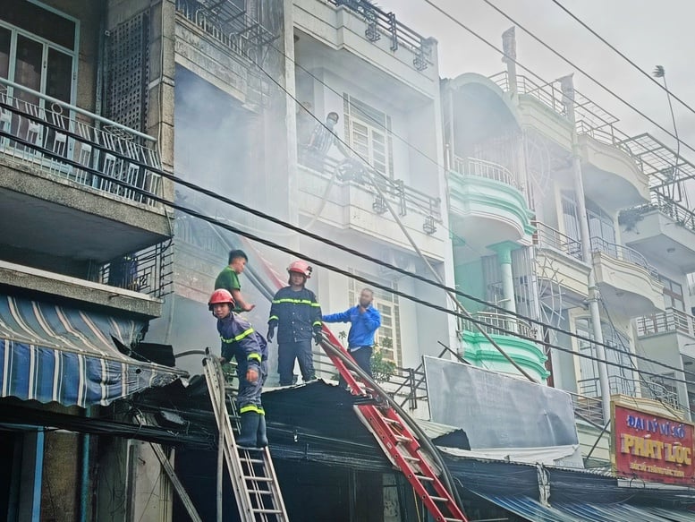 Tạo điều kiện tốt nhất sớm ổn định cuộc sống cho gia đình nạn nhân vụ cháy tại Nha Trang- Ảnh 1. Tạo điều kiện tốt nhất sớm ổn định cuộc sống cho gia đình nạn nhân vụ cháy tại Nha Trang- Ảnh 1.