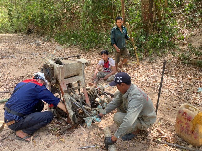 khoan-tham-do-dia-chat-ho.jpg