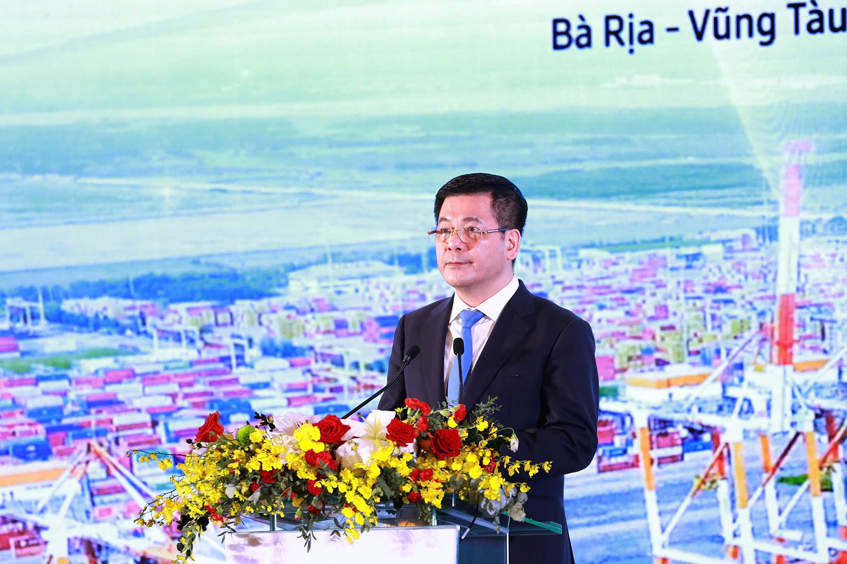 Thủ tướng: Xây dựng và phát triển quốc gia thương mại tự do- Ảnh 2. Thủ tướng: Xây dựng và phát triển quốc gia thương mại tự do- Ảnh 2.