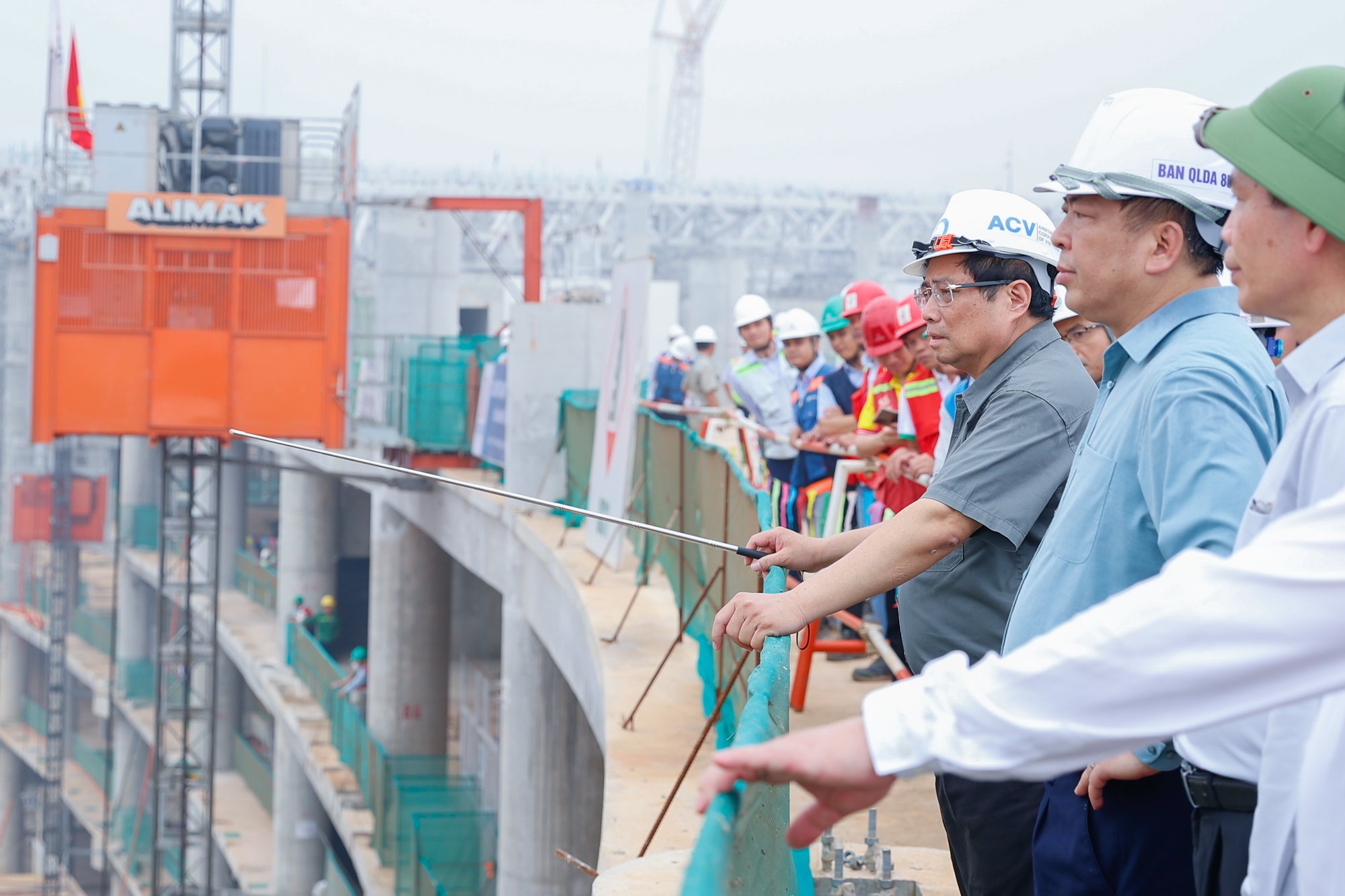 Thủ tướng: Sân bay Long Thành phải hoàn thành trong năm 2025, không thể chậm hơn- Ảnh 2. Thủ tướng: Sân bay Long Thành phải hoàn thành trong năm 2025, không thể chậm hơn- Ảnh 2.