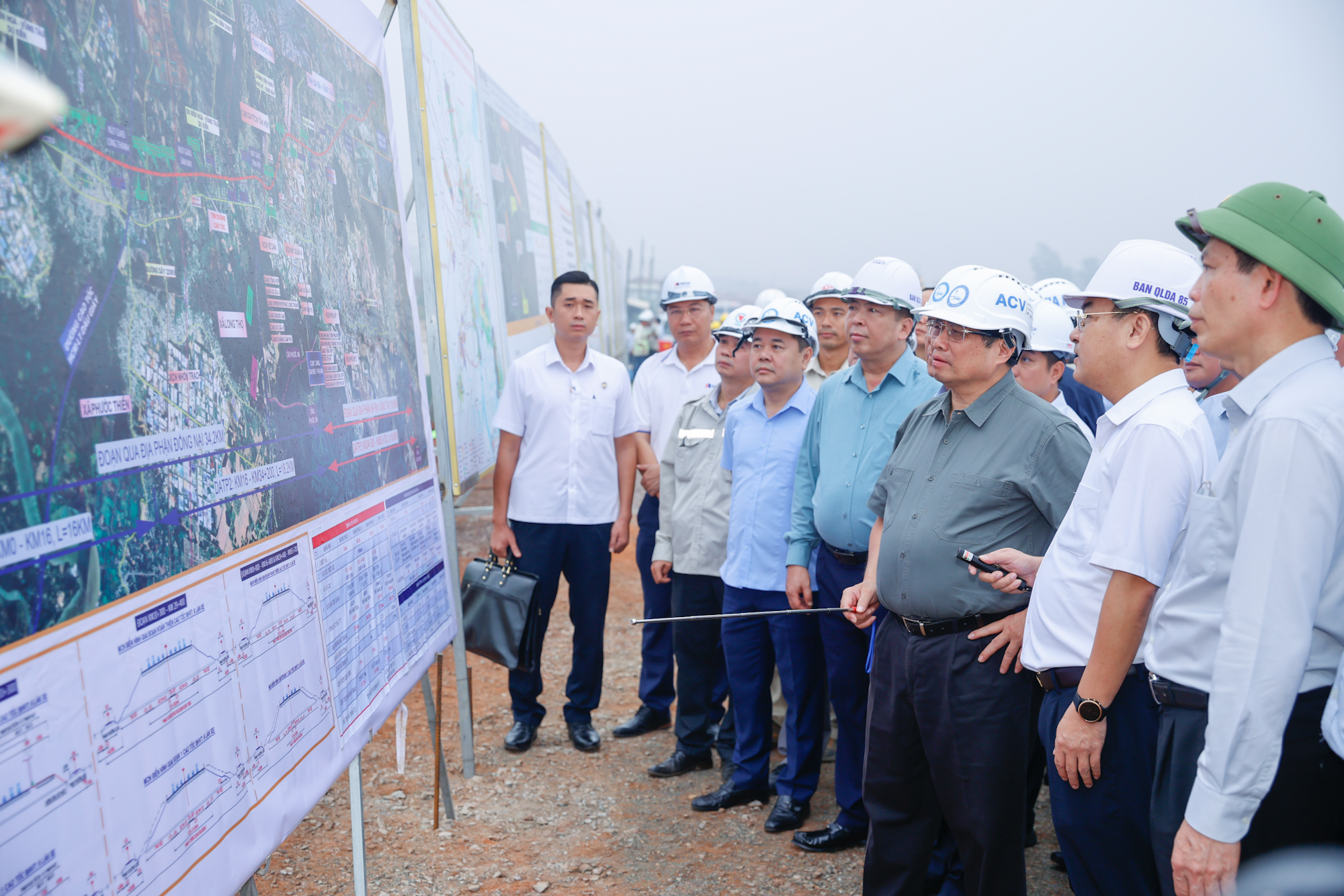 Thủ tướng: Sân bay Long Thành phải hoàn thành trong năm 2025, không thể chậm hơn- Ảnh 10. Thủ tướng: Sân bay Long Thành phải hoàn thành trong năm 2025, không thể chậm hơn- Ảnh 10.