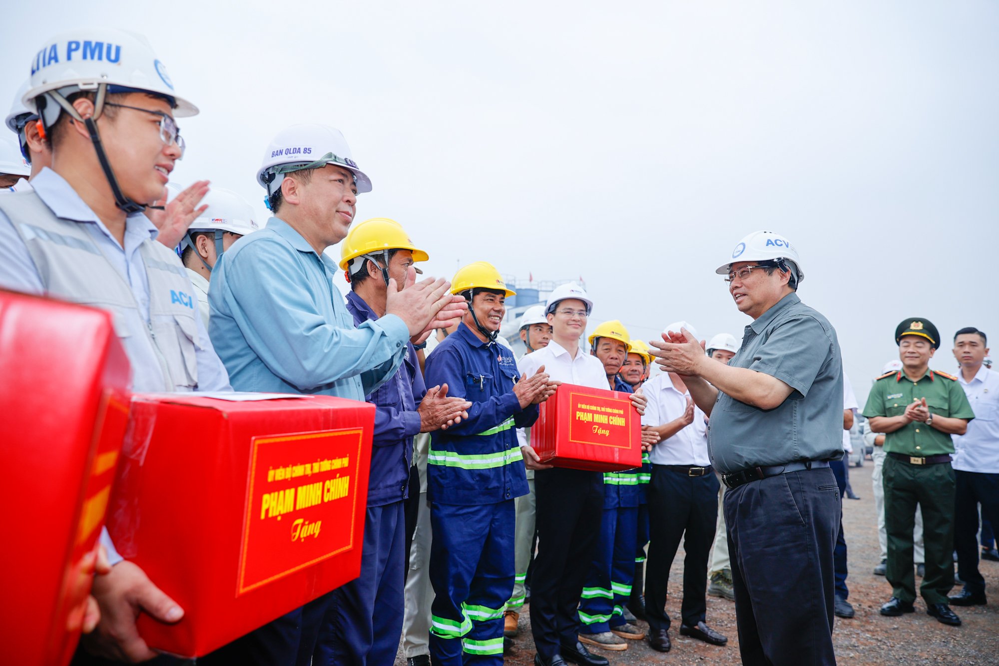 Thủ tướng: Sân bay Long Thành phải hoàn thành trong năm 2025, không thể chậm hơn- Ảnh 11. Thủ tướng: Sân bay Long Thành phải hoàn thành trong năm 2025, không thể chậm hơn- Ảnh 11.