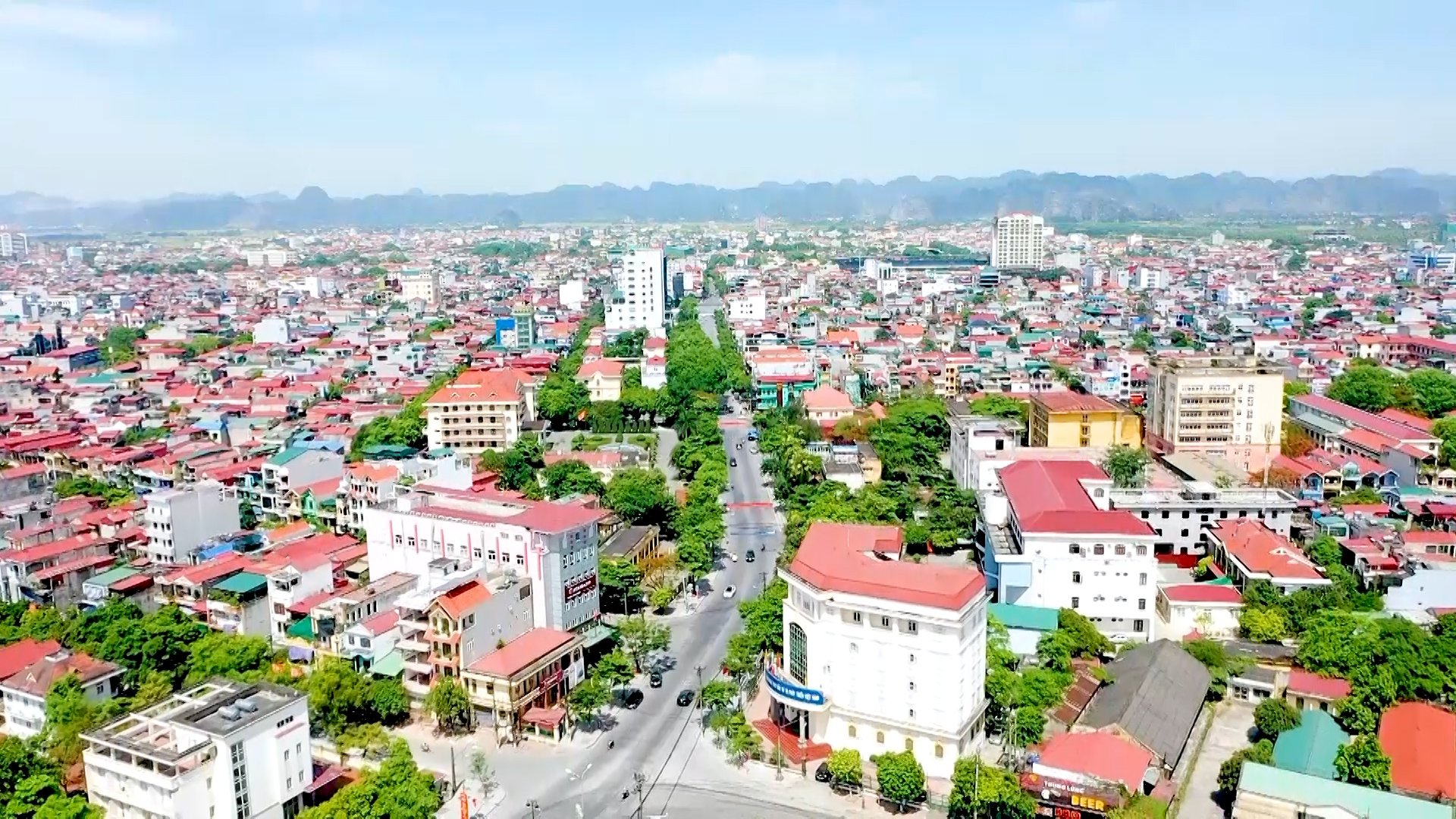 Công nhận khu vực dự kiến thành lập thành phố Hoa Lư đạt tiêu chí đô thị loại I- Ảnh 1.