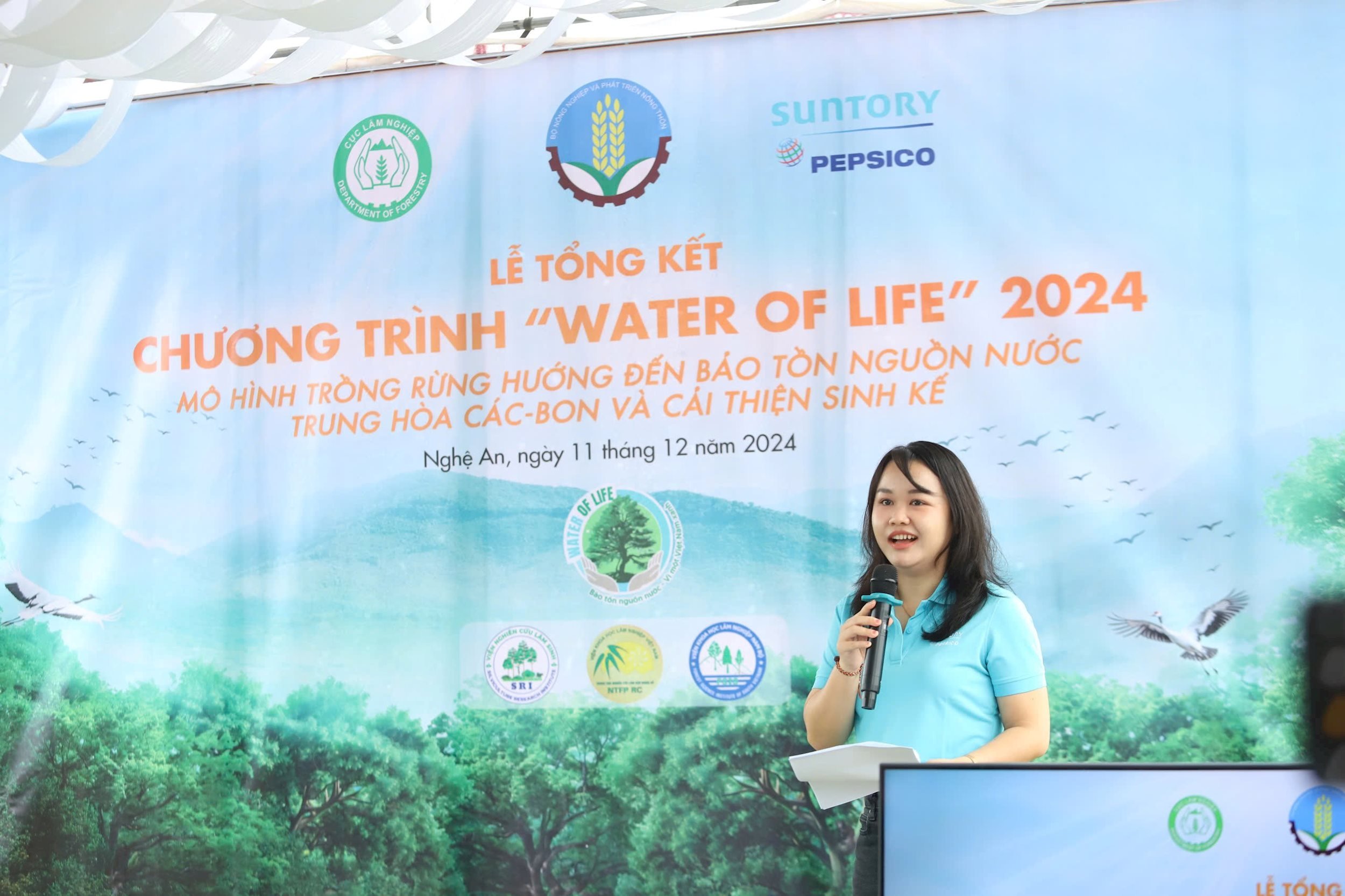 4-ba-ngo-nu-huyen-trang-truong-phong-doi-ngoai-phu-trach-moi-truong-xa-hoi-va-quan-tri-doanh-nghiep-va-truyen-thong-suntory-pepsico-viet-nam.jpg